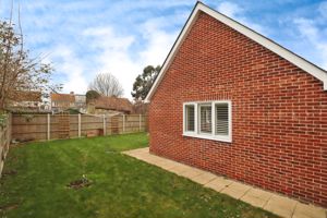 ORCHARD CRESCENT- click for photo gallery